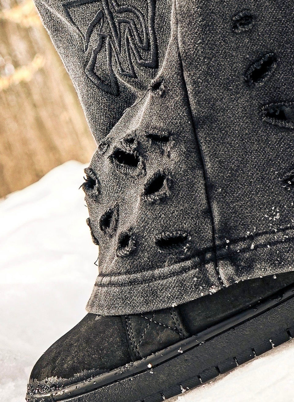 WBZ Distressed Heavyweight Sweatpants